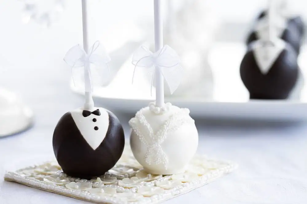 Wedding Favors : Creative Ways To Delight Your Guests